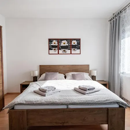 Apartmany Trimm Uherske Hradiste Exterior photo